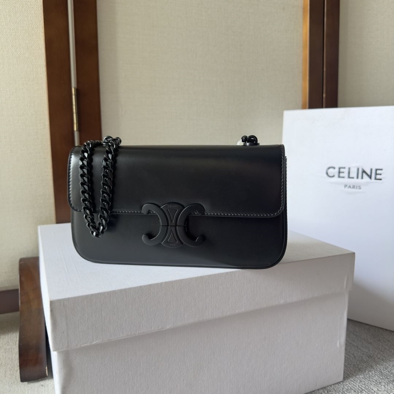 Ce1i*e triomphe bags